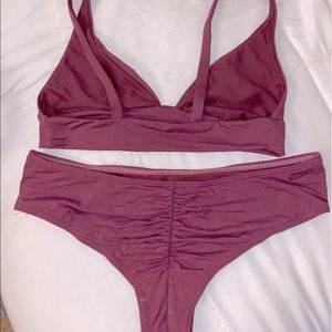 Billabong burgundy bikini set